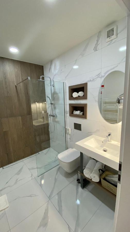 Aparthotel Nox คลูจ-นาโปกา ภายนอก รูปภาพ